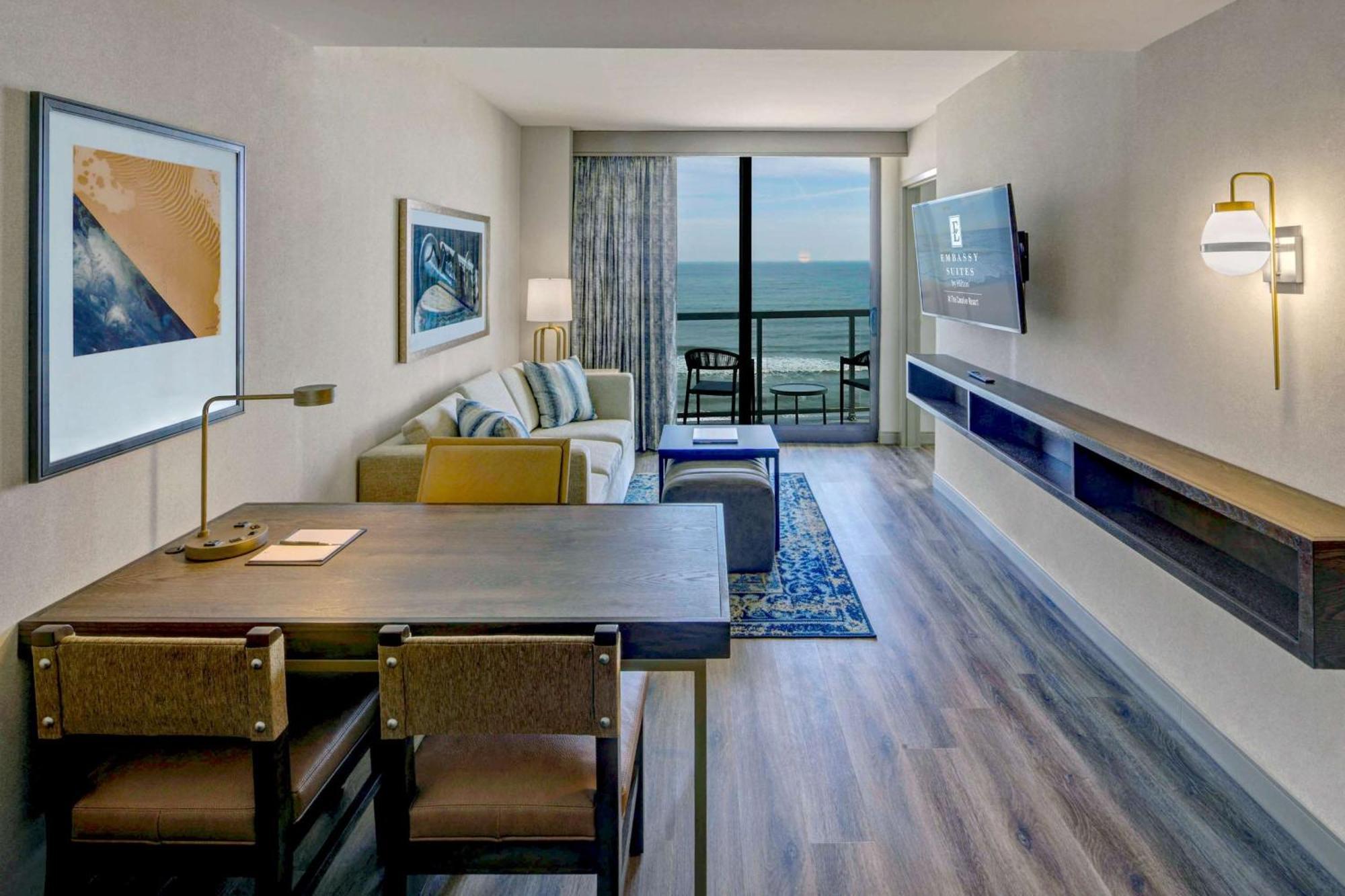 Embassy Suites By Hilton Virginia Beach Oceanfront Resort Экстерьер фото