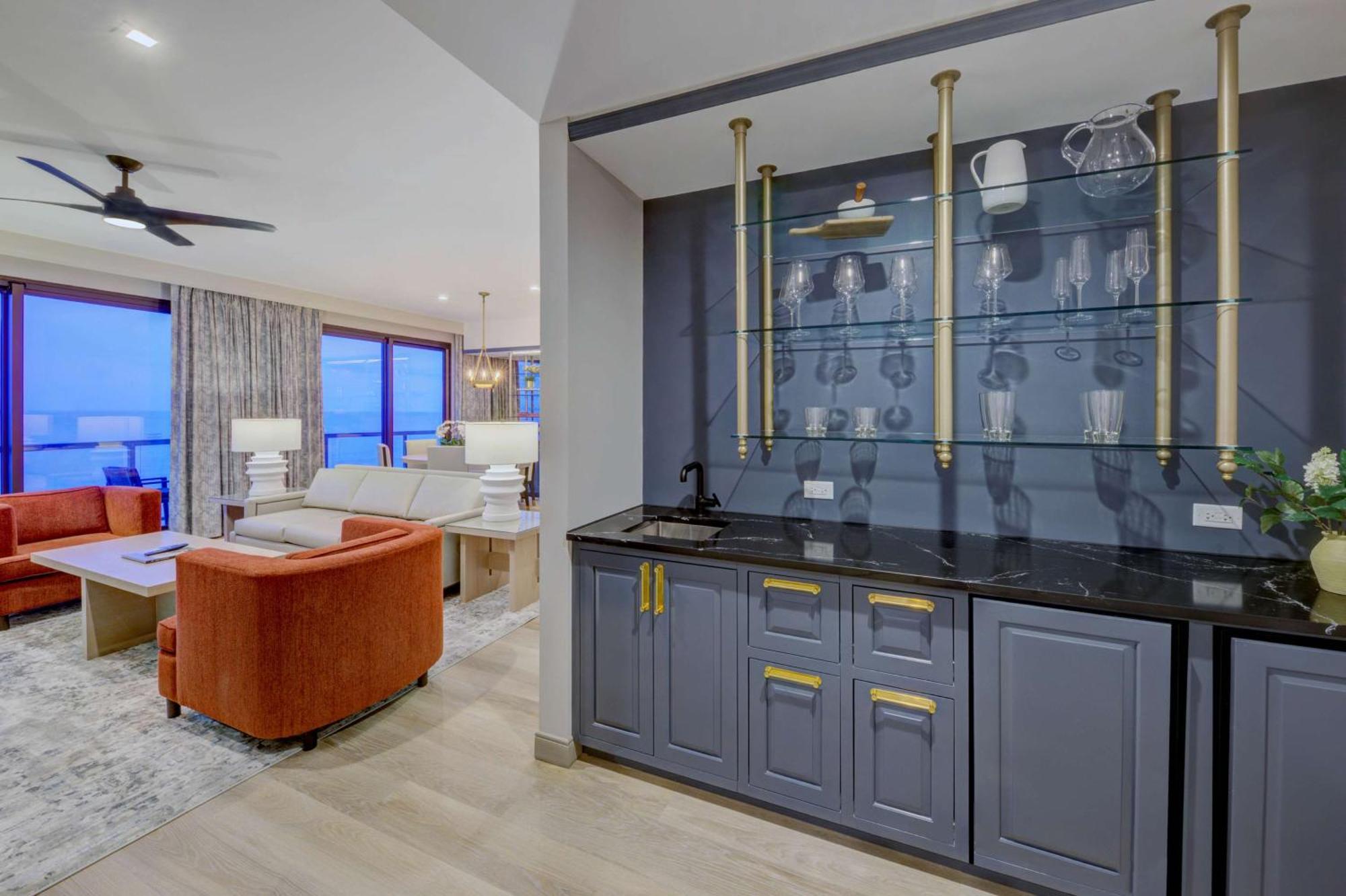 Embassy Suites By Hilton Virginia Beach Oceanfront Resort Экстерьер фото
