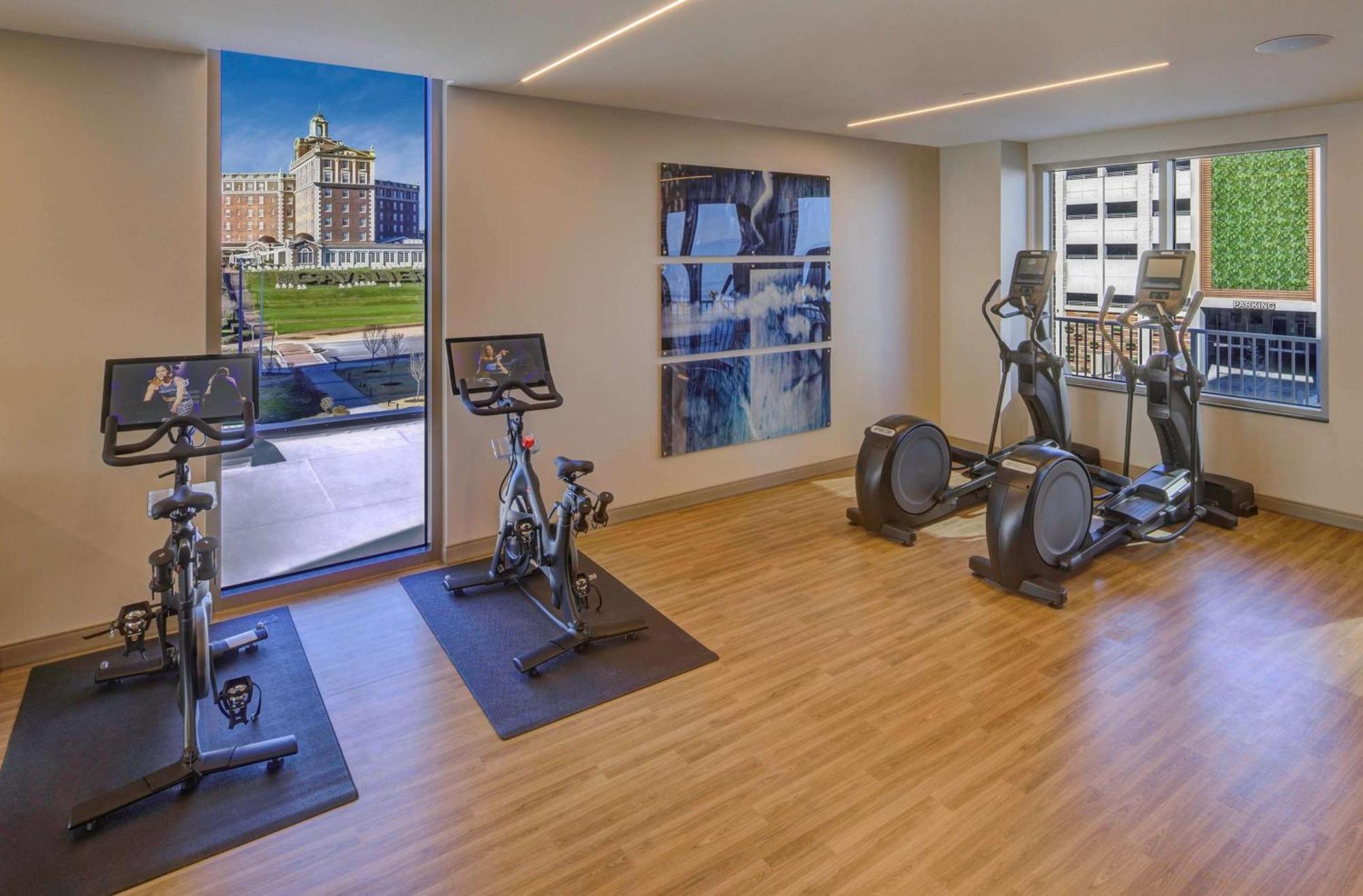 Embassy Suites By Hilton Virginia Beach Oceanfront Resort Экстерьер фото