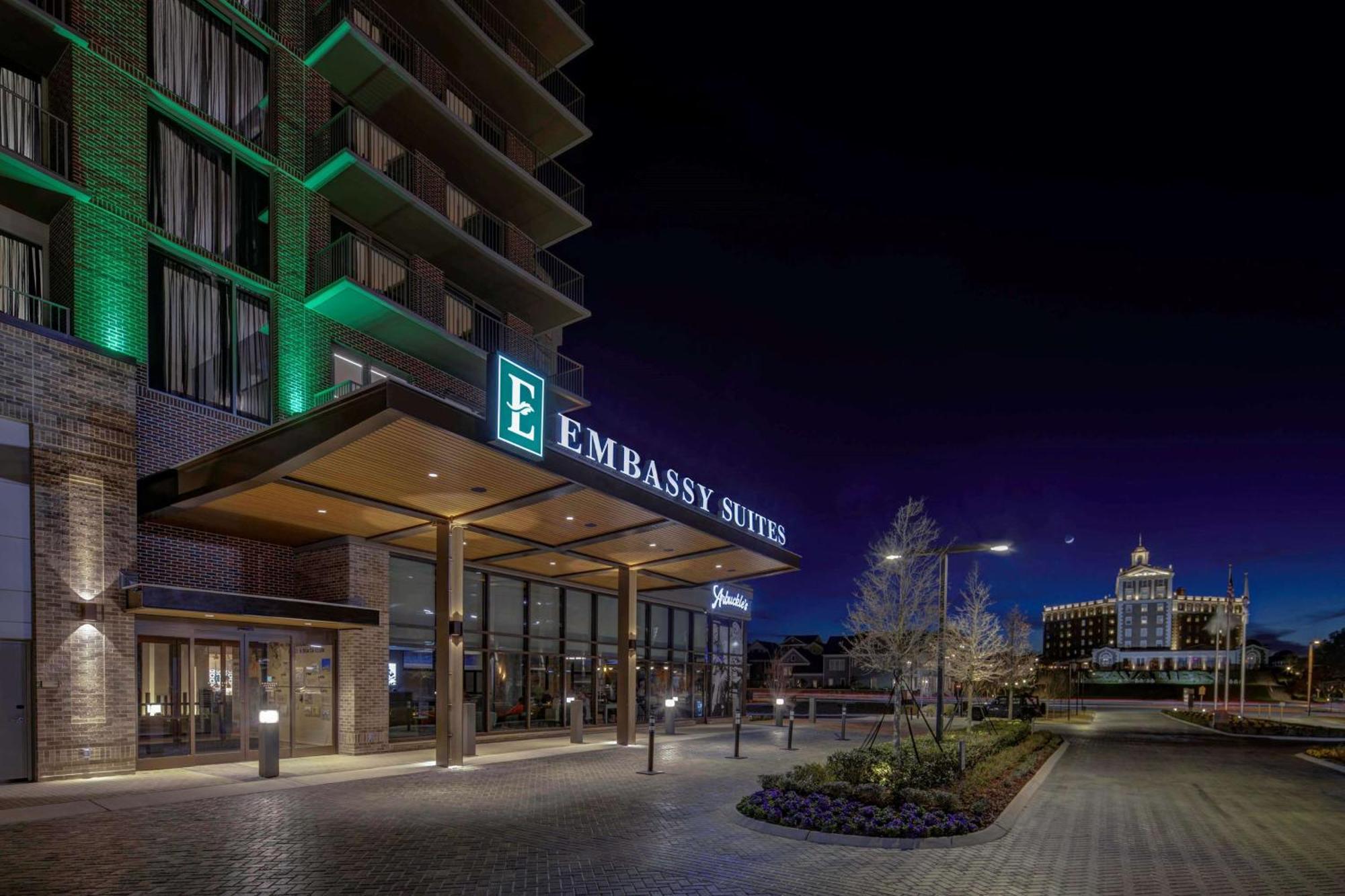 Embassy Suites By Hilton Virginia Beach Oceanfront Resort Экстерьер фото